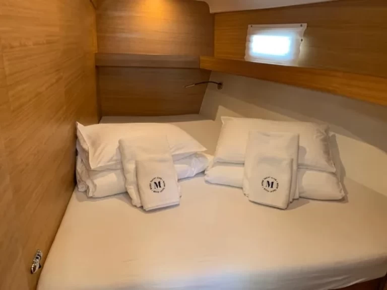 Velero para alquilar Seget Donji al mejor precio