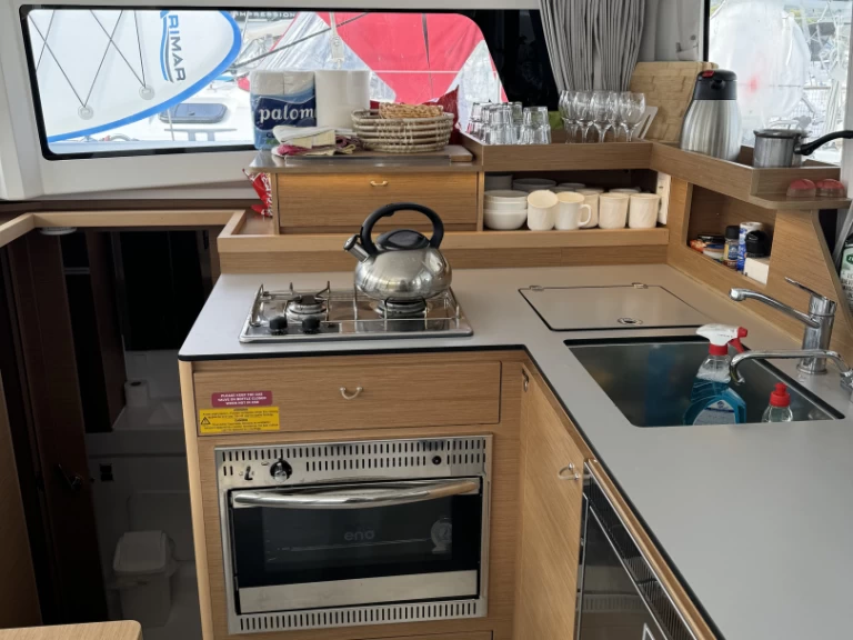 Alquiler Catamarán Excess con o sin  título de navegación