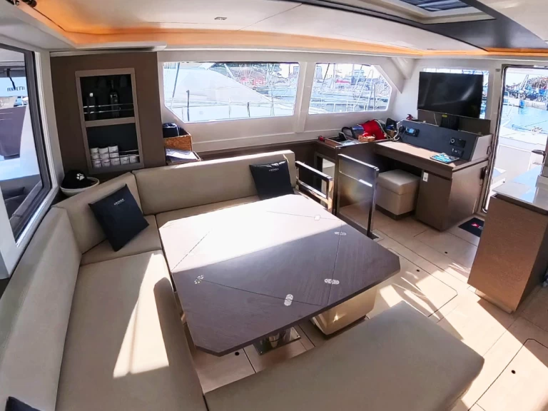 Alquiler de Leopard Catamarans / Robertson & Caine Leopard 50 - 5 + 1 cab en Sukošan