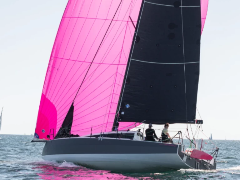 JPK 1050 JPK 1050 de alquiler a La Trinité-sur-Mer