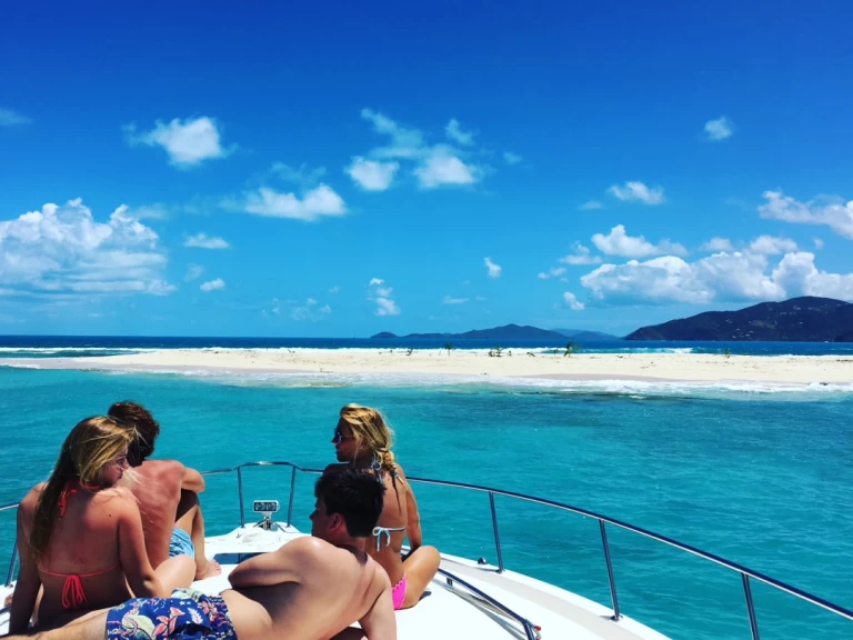 Alquiler de barcos Saint Thomas Harbor barato de Sea Ray 525 Sundancer