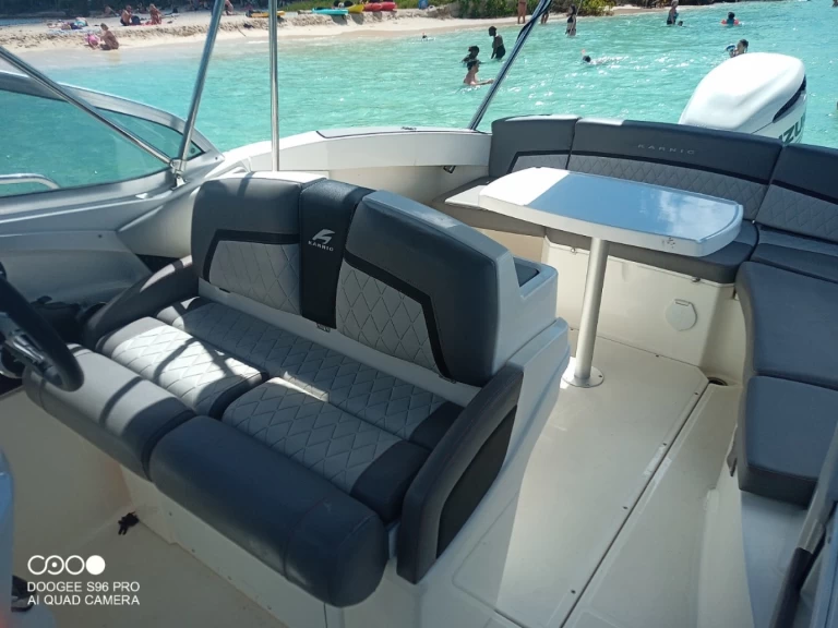 Alquiler de barcos Le Gosier barato de 22 sr