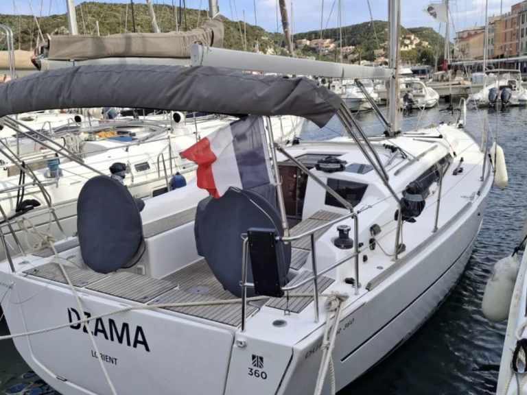 Velero para alquilar Ajaccio al mejor precio