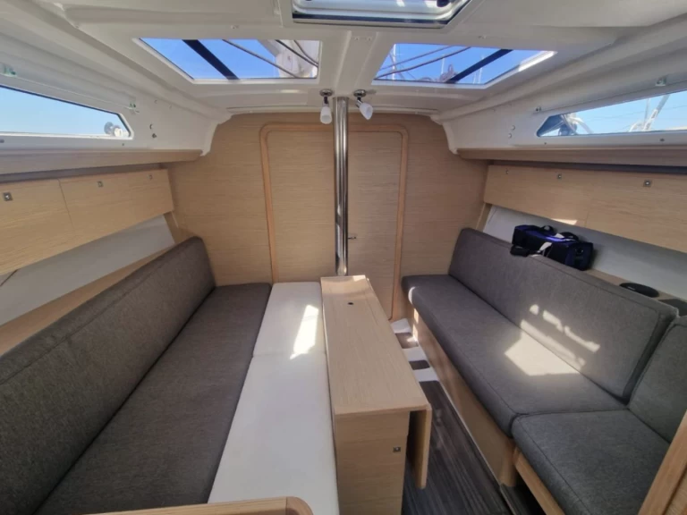 Dufour Dufour 360  de alquiler a Ajaccio