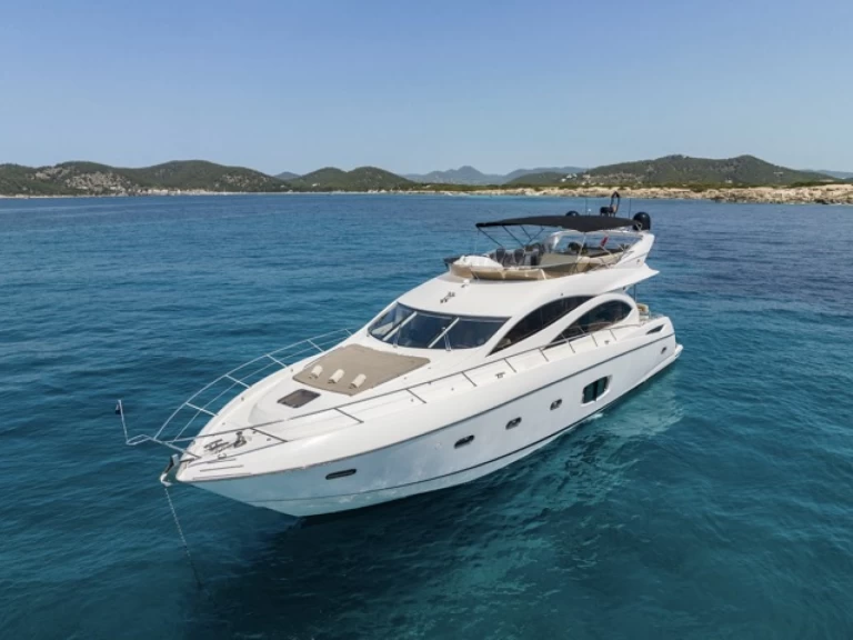 Alquiler de Sunseeker Manhattan 70 en Ibiza (Ciudad)