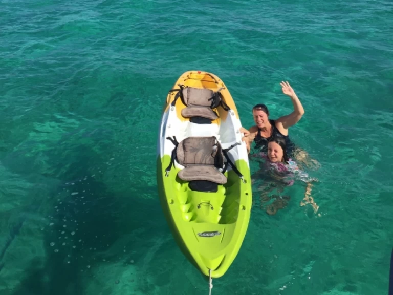 Alquiler Catamarán Leopard con o sin  título de navegación