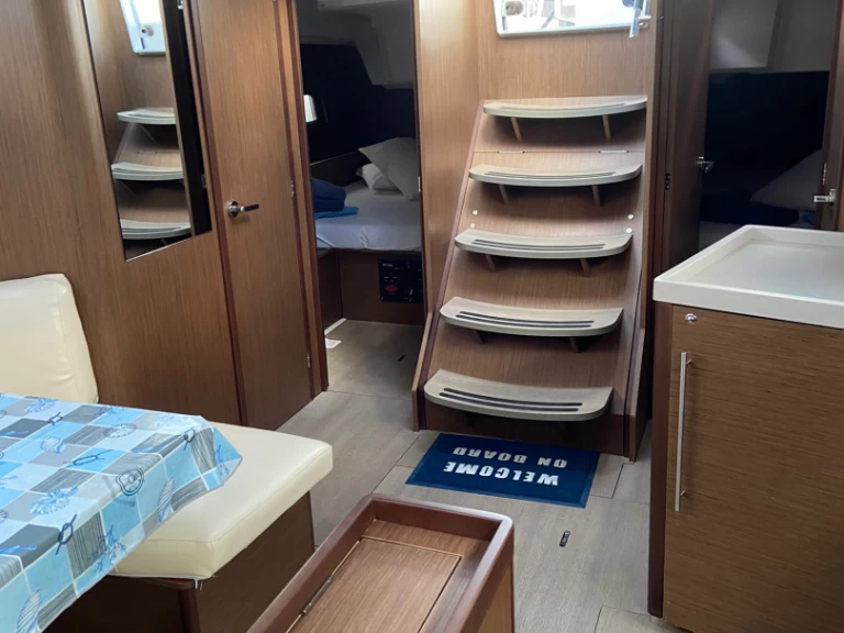 Alquiler de barcos Cannigione barato de Oceanis 46.1