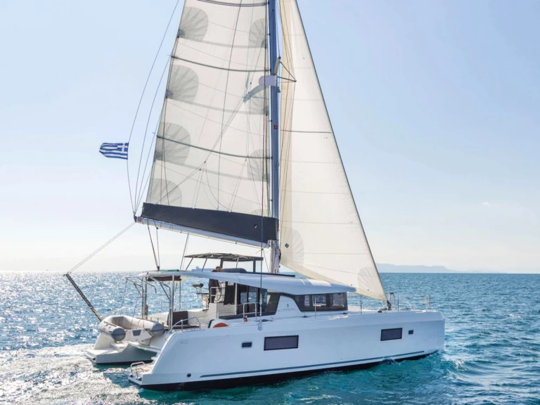 Alquiler de embarcaciones Lagoon Lagoon 42 enLávrio en Samboat