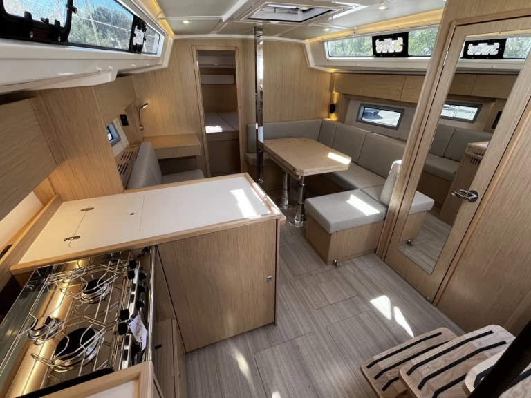 Alquiler de Velero, con o sin patrón Bavaria La Rochelle