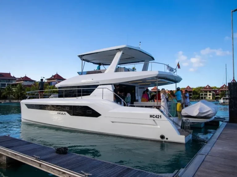 Leopard Leopard 53 Powercat de alquiler a Eden Island