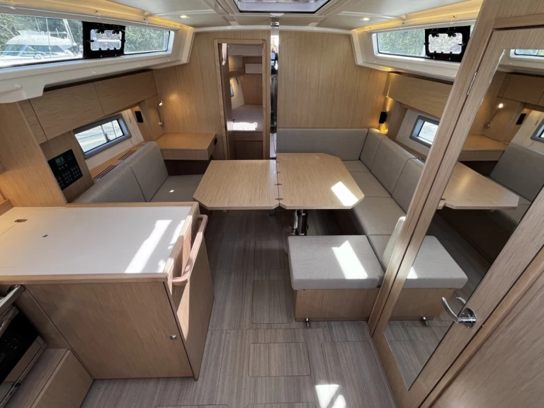 Alquiler de Velero, con o sin patrón Bavaria La Rochelle