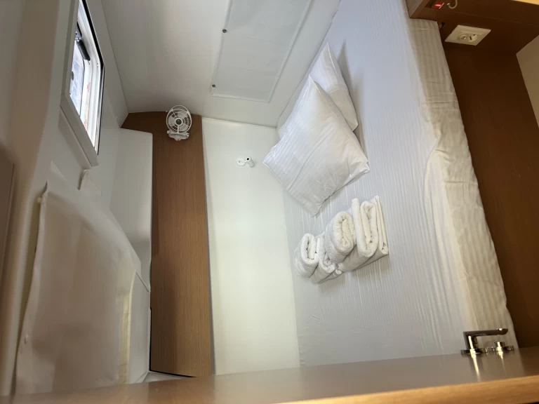 Alquiler Cos - Excess Excess 11 en SamBoat