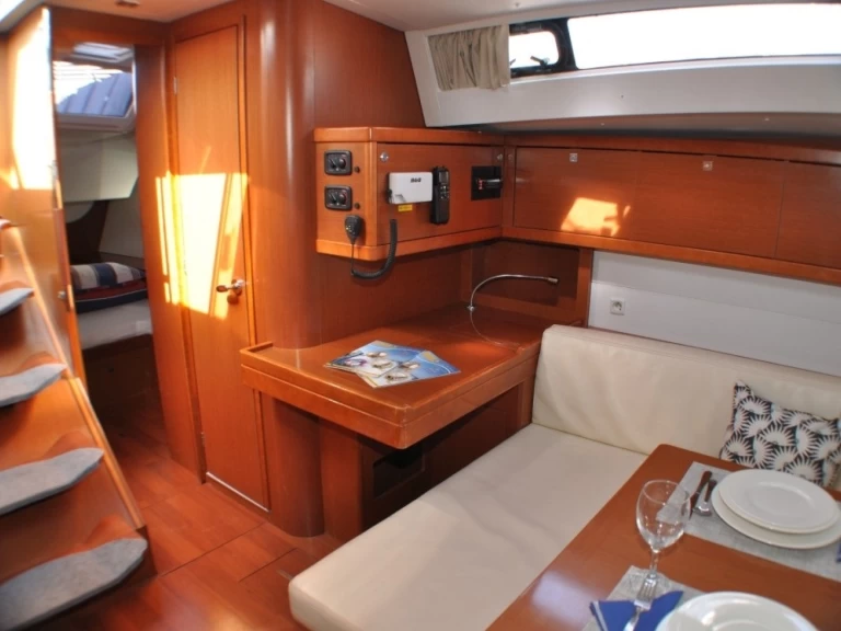 Alquiler de barcos Punat barato de Oceanis 48