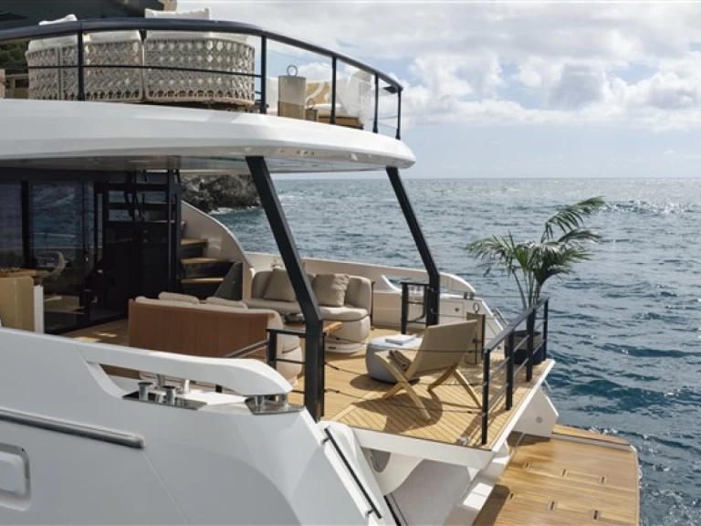 Yate de lujo para alquilar Šibenik al mejor precio