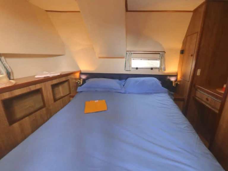 Alquiler de embarcaciones Le Boat Countess enMessac en Samboat