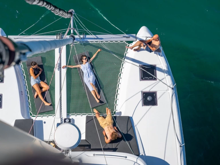 Alquiler Catamarán Lagoon con o sin  título de navegación