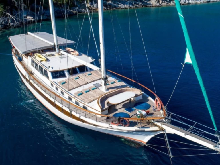 Alquiler de Velero, con o sin patrón Custom Made Fethiye