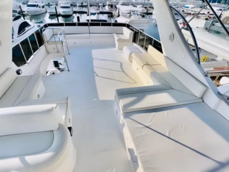 Alquiler Dubai Marina - Majesty Yachts 70 en SamBoat