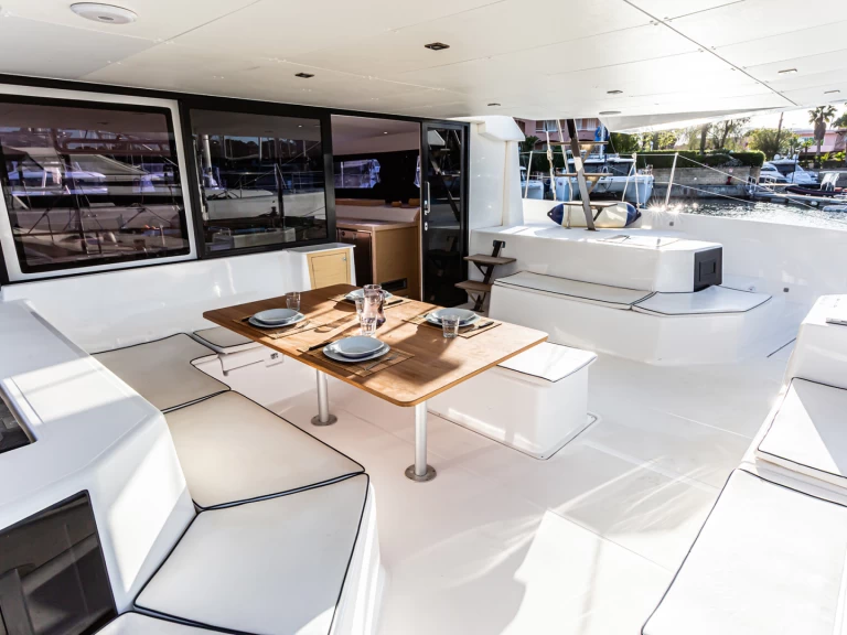 Dufour Dufour Catamarans 48 Sail de alquiler a Palermo