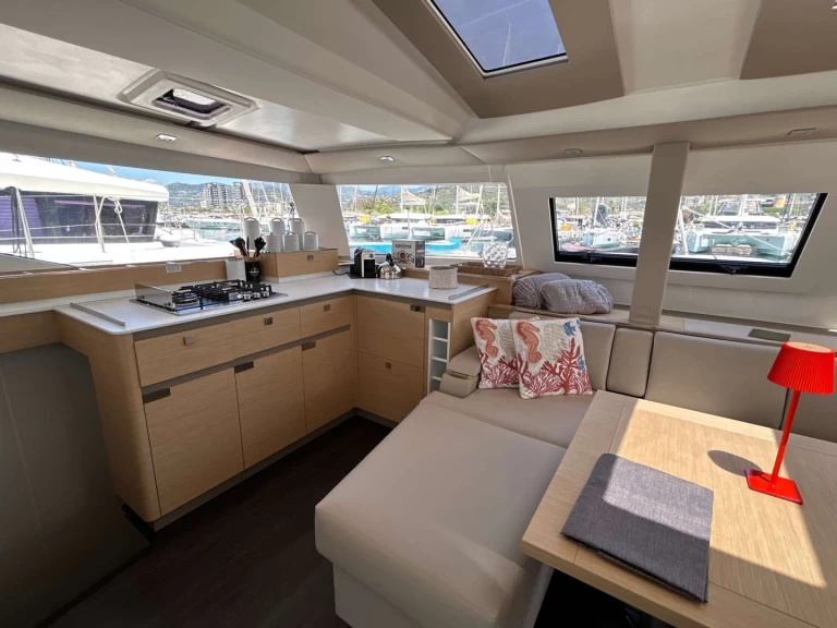 Alquiler Catamarán en Salerno - Fountaine Pajot Elba 45