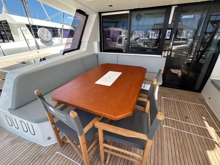 Cervetti Cervetti 44  de alquiler a Salerno