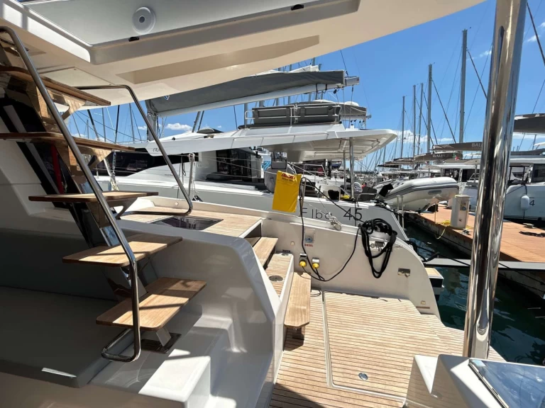 Alquiler Salerno - Cervetti Cervetti 44  en SamBoat