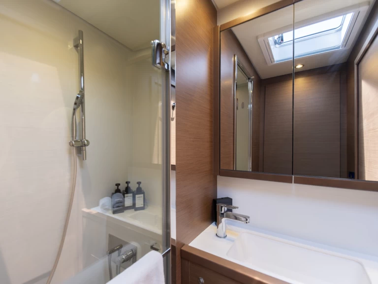 Alquiler de embarcaciones Lagoon Lagoon 620 ens'Arenal en Samboat