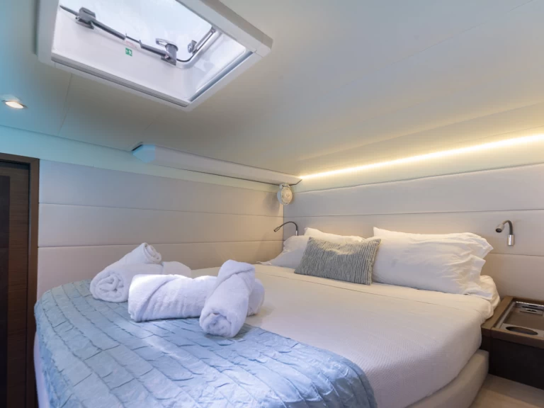 Alquiler de Catamarán, con o sin patrón Lagoon s'Arenal