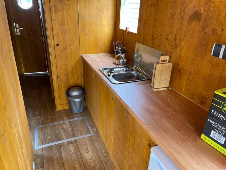 Casa flotante para alquilar Radewege al mejor precio