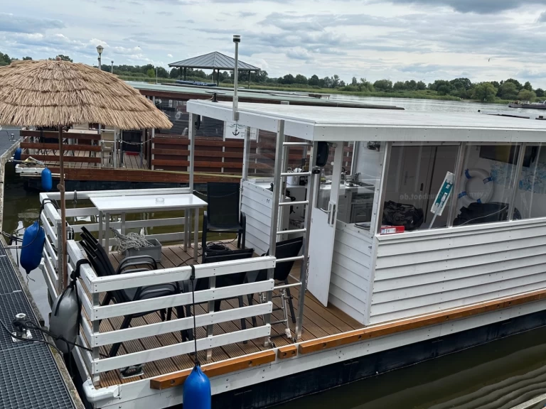 Alquiler de embarcaciones TS840 840 enRadewege en Samboat