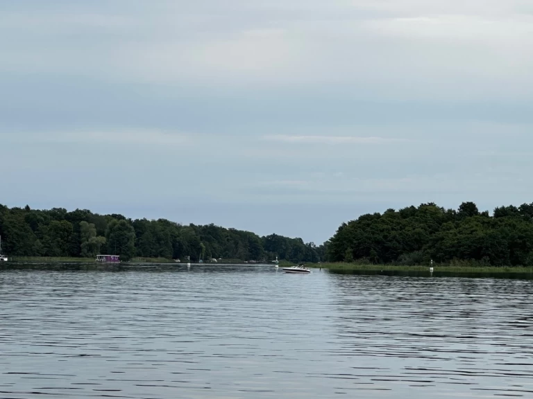 Alquiler Casa flotante TS840 con o sin  título de navegación