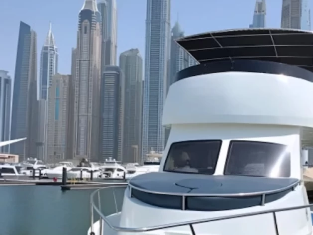 Alquiler de barcos Dubai Marina barato de 42 