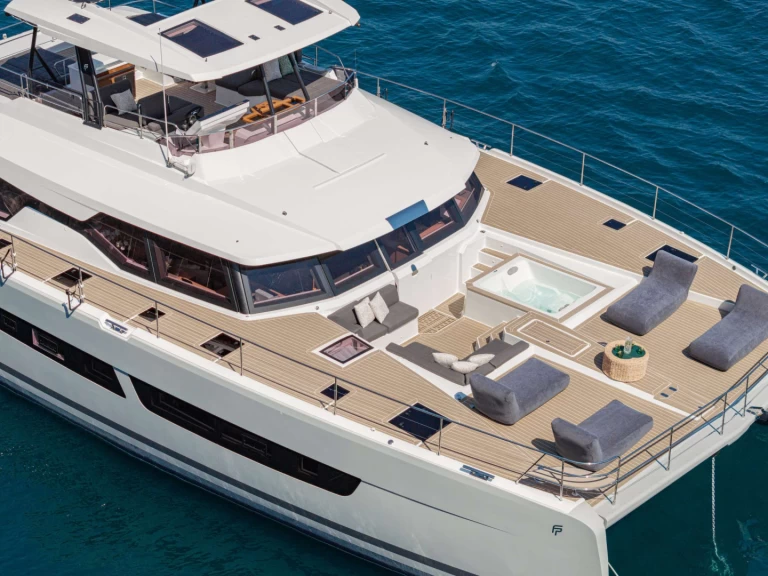 Alquiler de embarcaciones Fountaine Pajot CORE enSalerno en Samboat