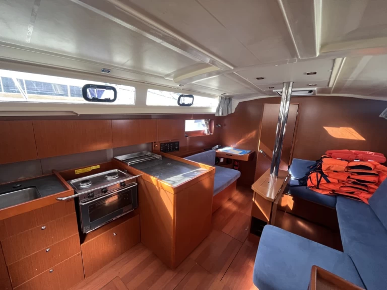 Alquiler Velero Bénéteau con o sin  título de navegación