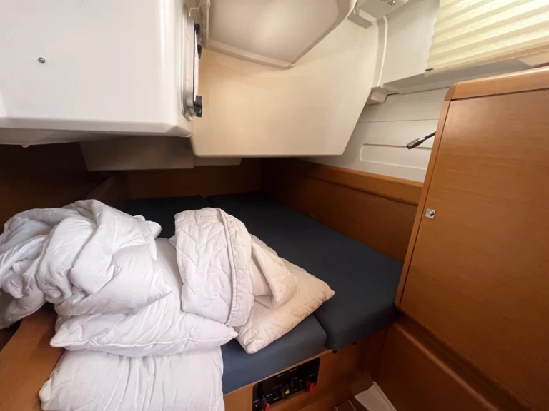 Alquiler de embarcaciones Jeanneau Sun Odyssey 509 enSukošan en Samboat