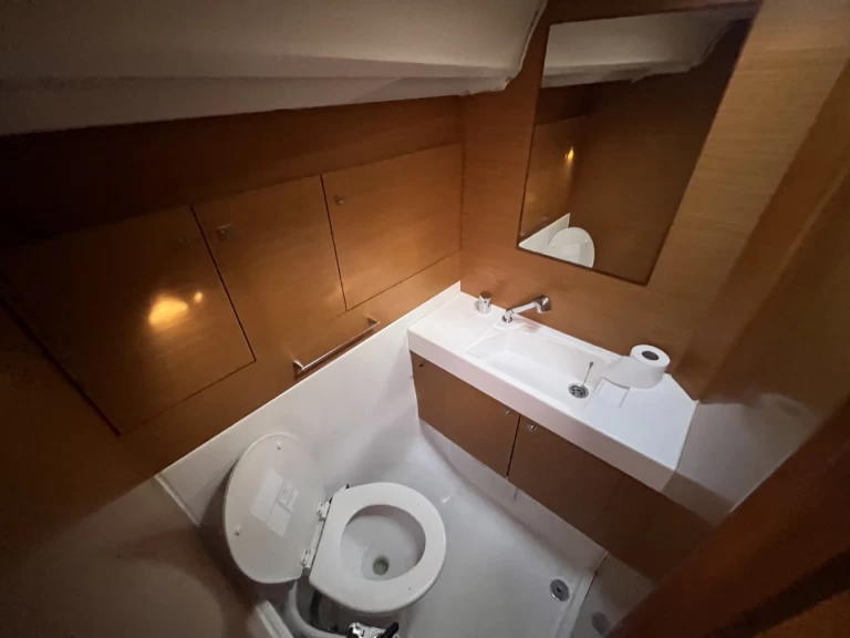 Velero para alquilar Sukošan al mejor precio