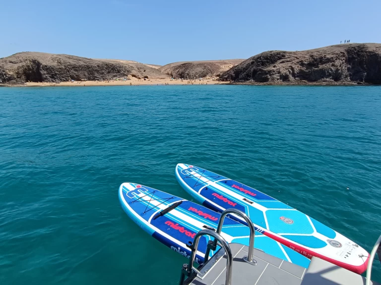 Sea Ray Sea Ray 390 Express Cruiser de alquiler a Playa Blanca