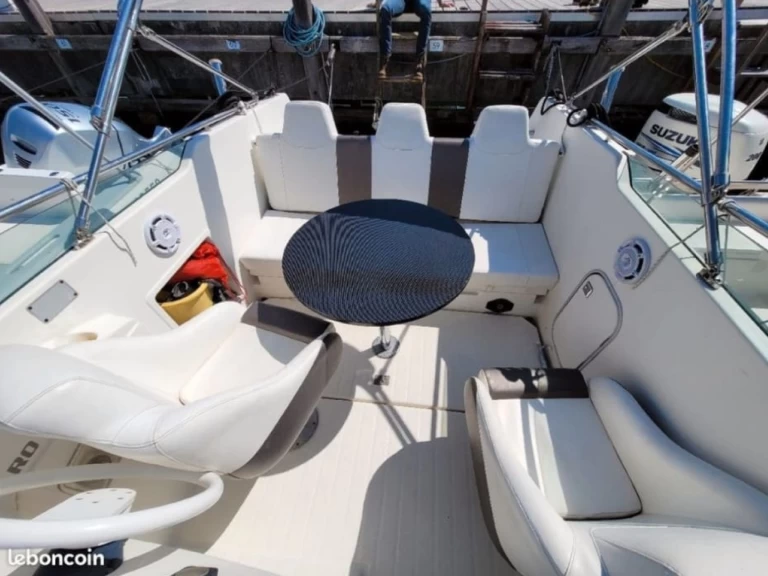 Alquiler de Bénéteau Flyer 6 Grand Prix en Port de Cannes Marina