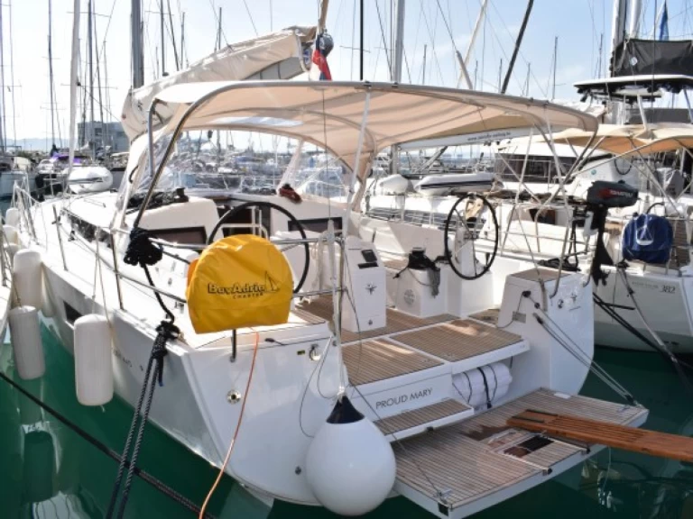Alquiler de embarcaciones Jeanneau Sun Odyssey 440 enSukošan en Samboat