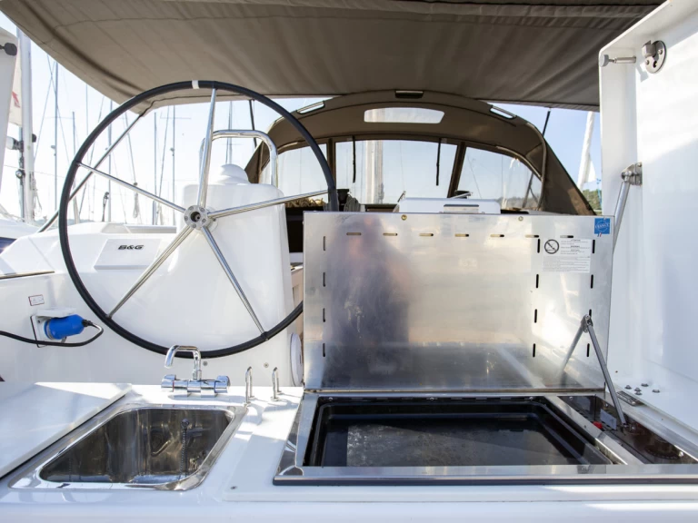 Alquiler de Velero, con o sin patrón Dufour Pula