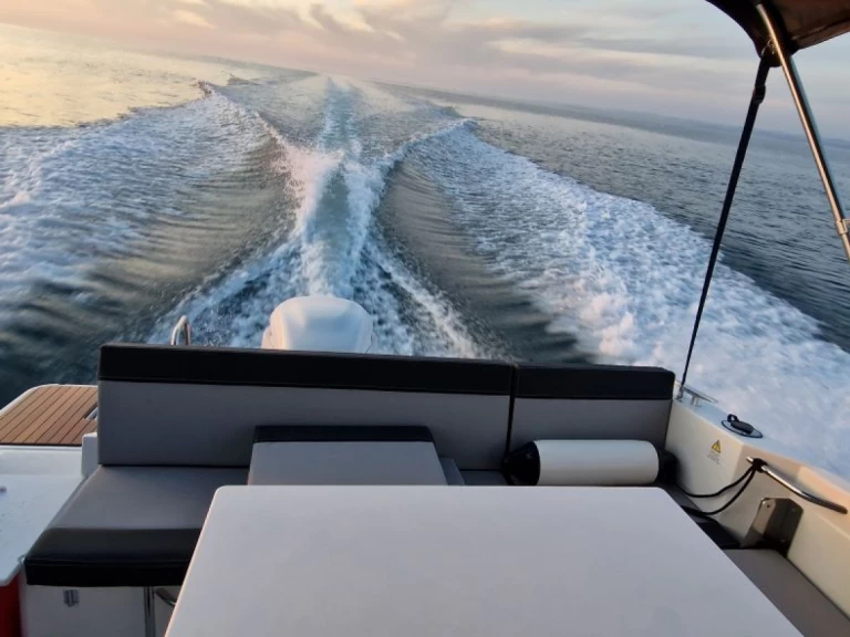 Alquiler Lancha en Pula - Jeanneau Merry Fisher 795 Series2