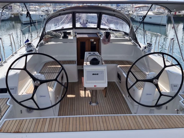 Alquiler Pula - Bavaria Cruiser 46 en SamBoat