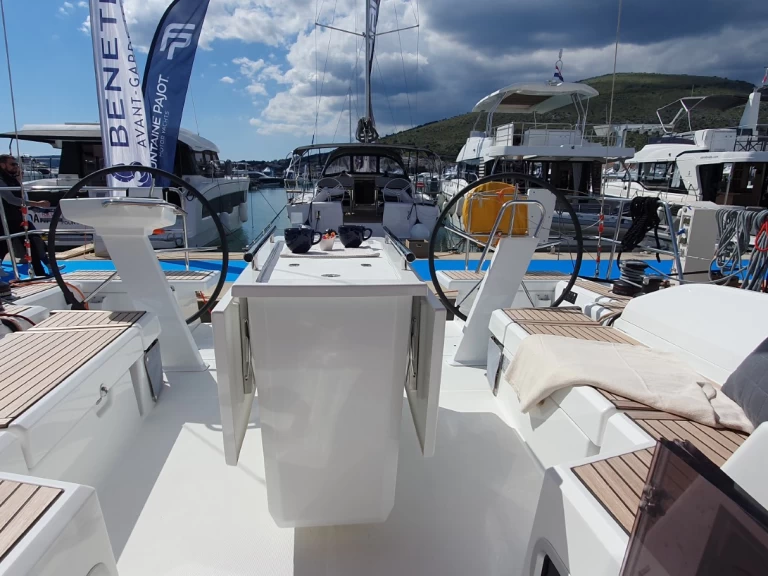 Alquiler Velero Bénéteau con o sin  título de navegación