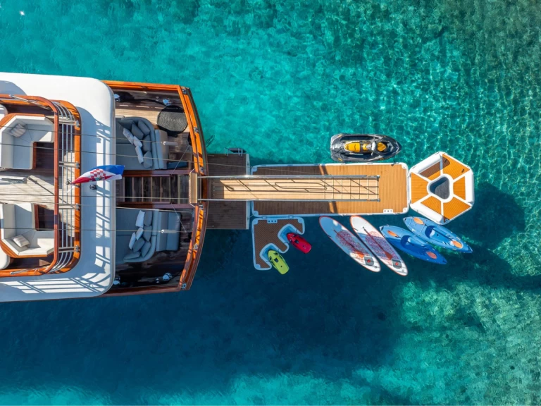 Velero para alquilar Split al mejor precio