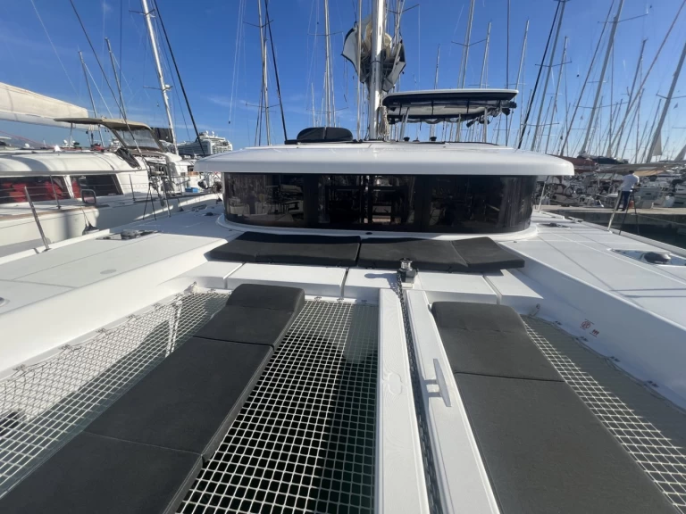 Alquiler Catamarán Lagoon con o sin  título de navegación