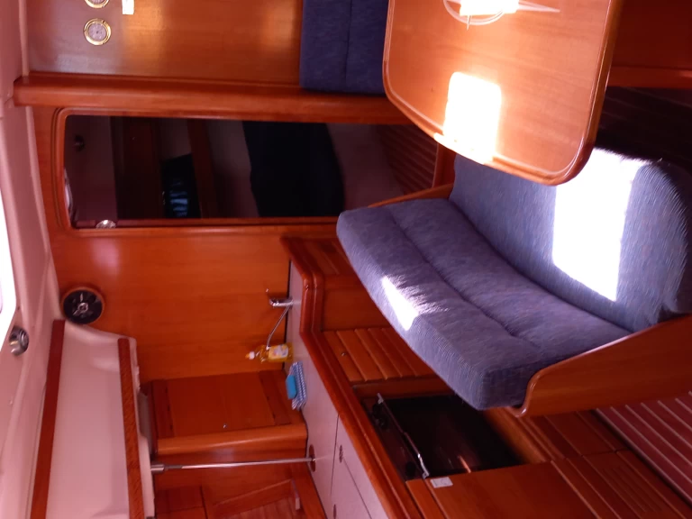 Alquiler de Velero, con o sin patrón Bavaria Trogir