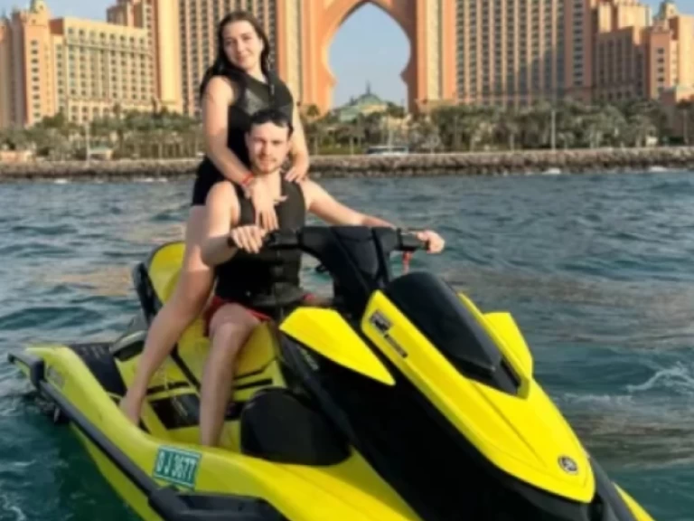 Alquiler de Moto de agua, con o sin patrón Yamaha Dubai Marina
