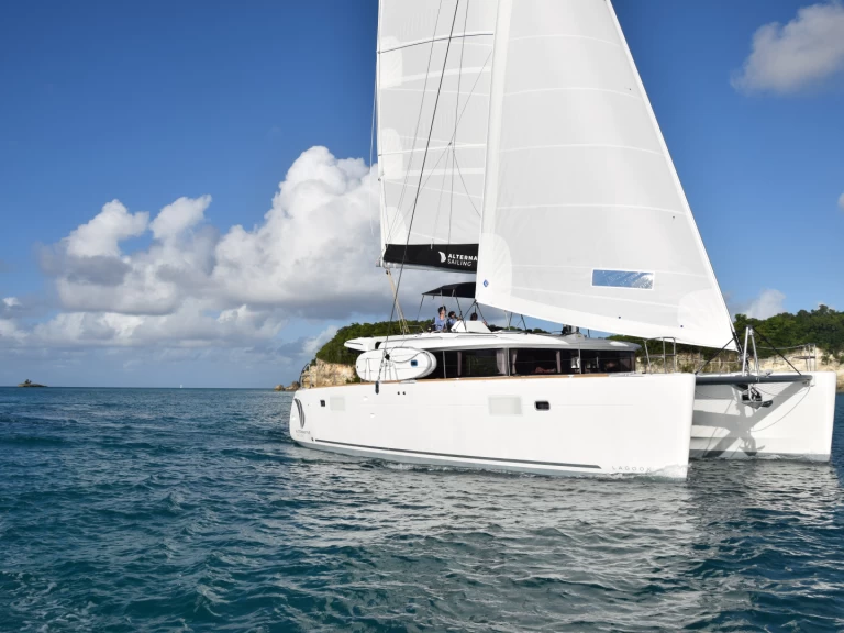 Alquiler de Lagoon Lagoon 450 en Port-Haliguen
