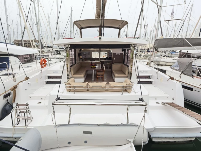 Alquiler de embarcaciones Bali Bali 4.1 enÁvdira en Samboat