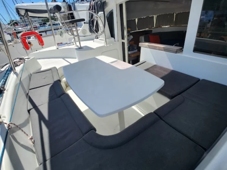 Catamarán para alquilar Bas du Fort al mejor precio